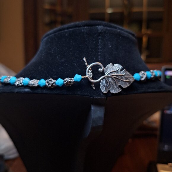 Vintage Turquoise Silver Bead Necklace Leaf Toggle Clasp 16 Inch Costume‎ - Picture 5 of 13